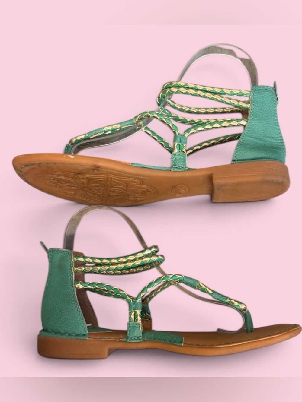 B.O.C. Sedge Gladiator Sandal Emerald green braided straps Zip Up
Size 8 - Picture 13 of 14